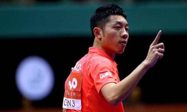 后是球迷和 后是球迷和